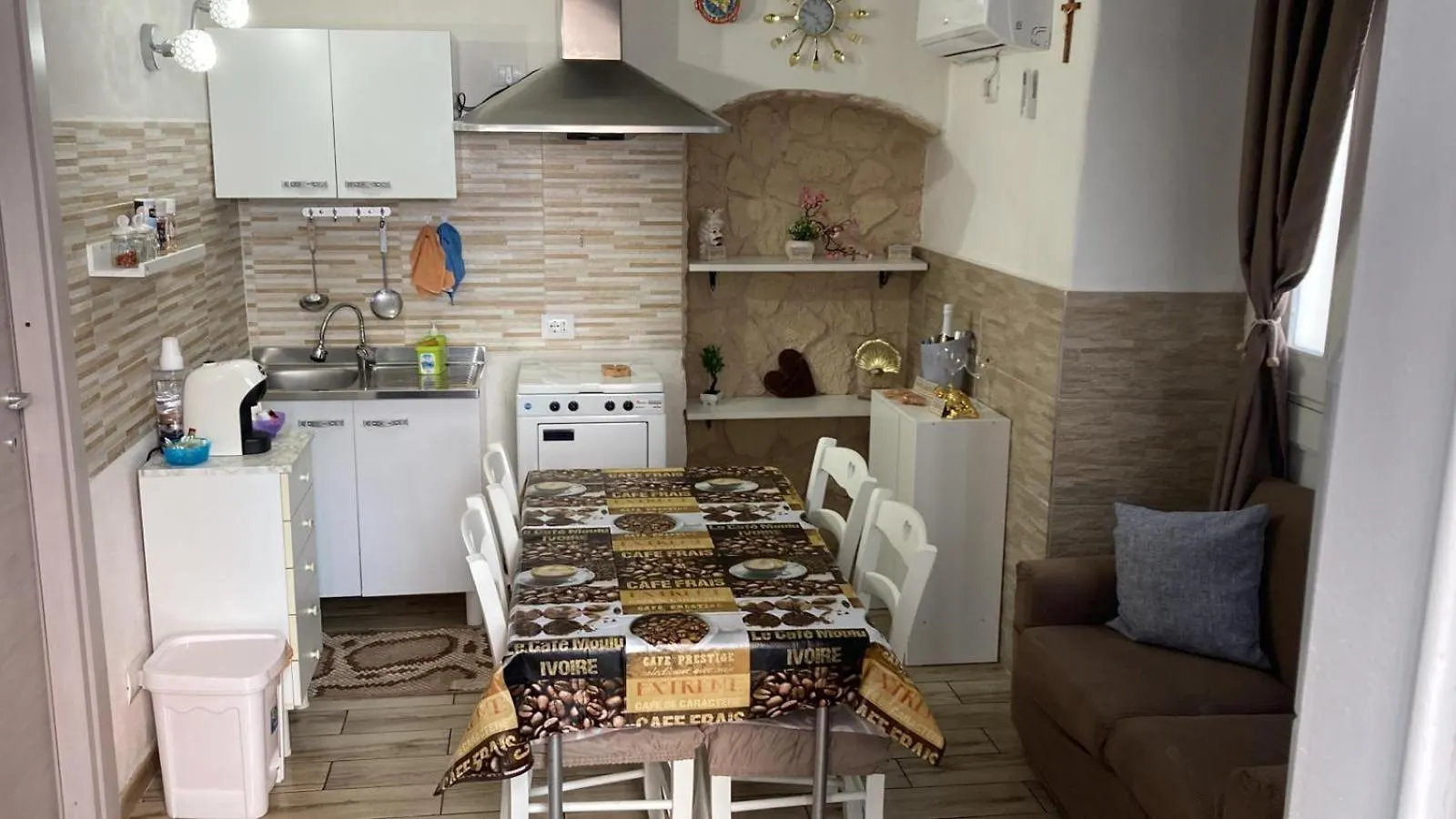 Holiday home Casa Vacanze Eleonor Catania